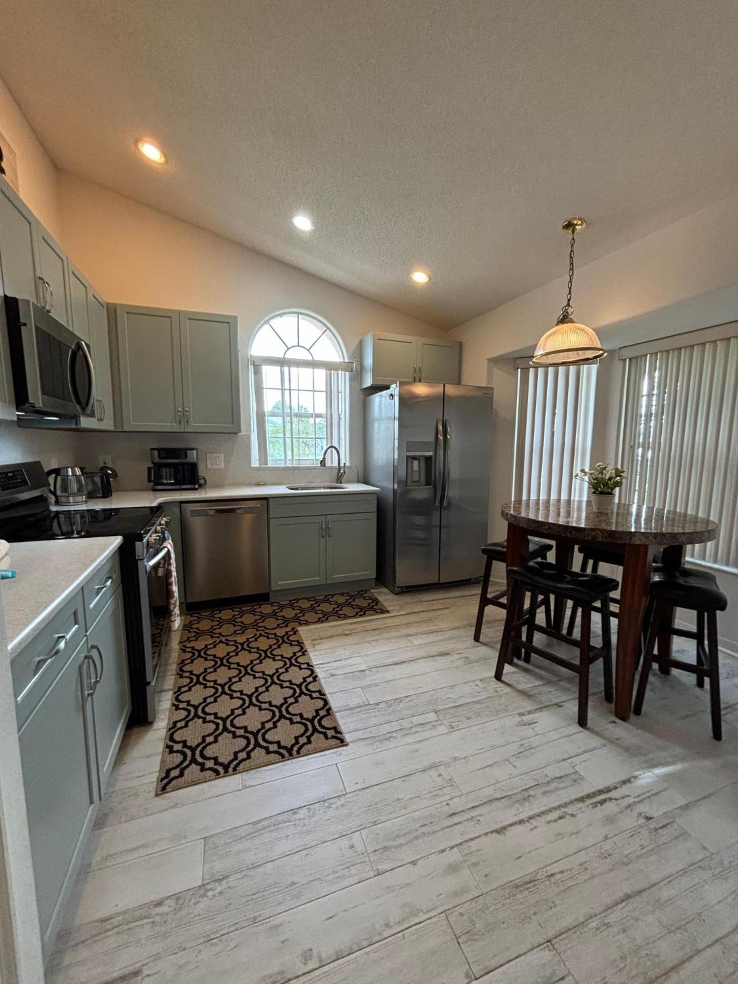 Bsv1607 - Amazing 5 Bedroom Home With Free Wifi And Private Pool & Spa Orlando Luaran gambar
